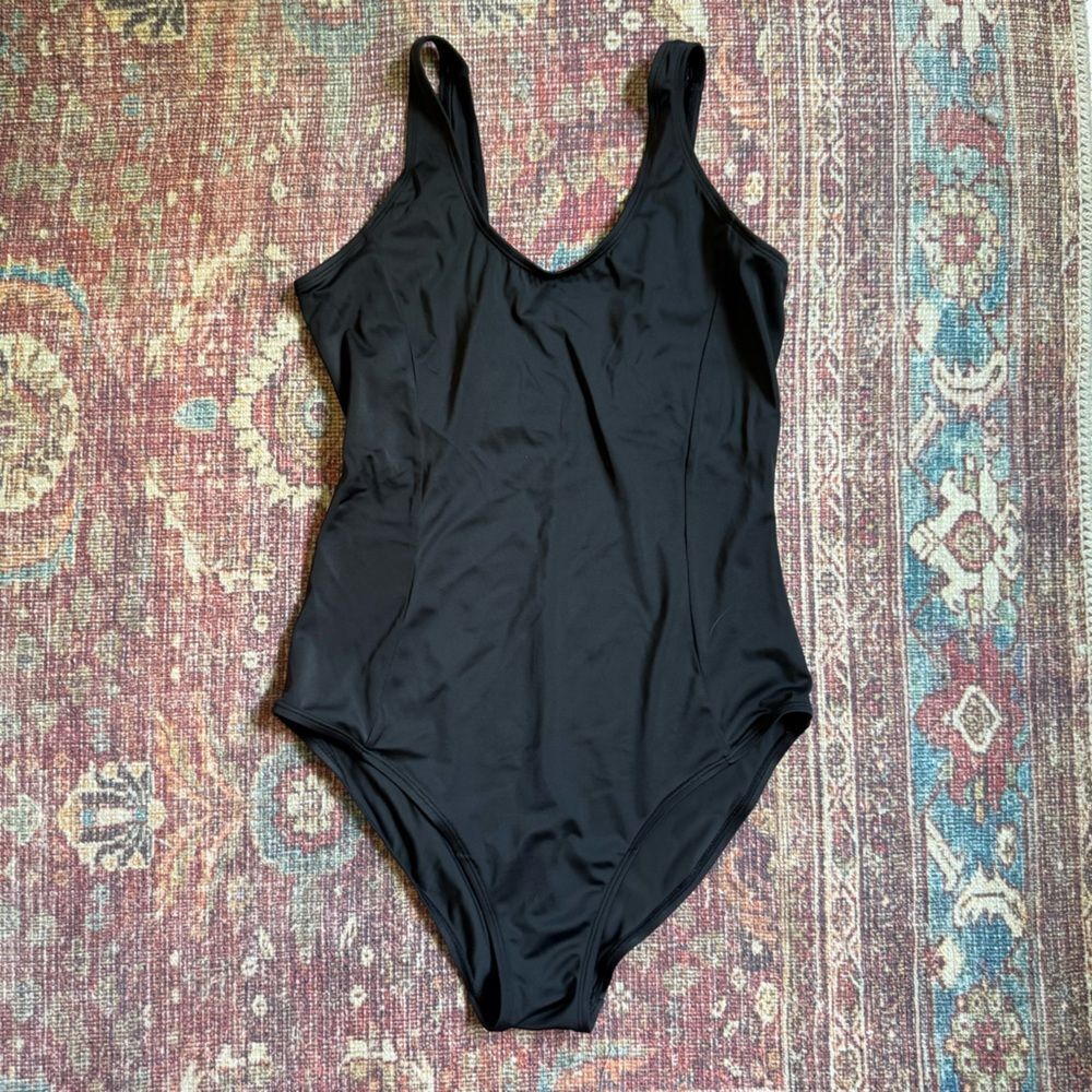 Simply Be size 12 Classic Black Women's Swimsuit